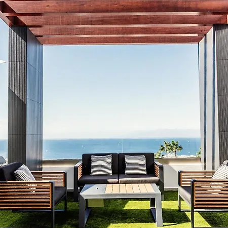 Allure Panoramic Seaviews * 阿德耶
