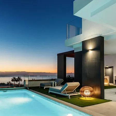 Allure Panoramic Seaviews * 阿德耶