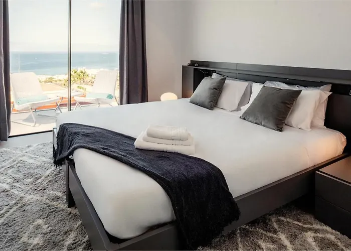 וילה Allure Panoramic Seaviews אדחה